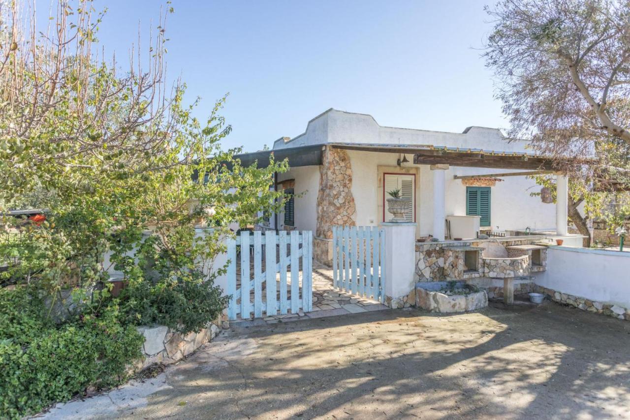 Villetta Camelia, Torre Pali, Con Piscina Exteriör bild